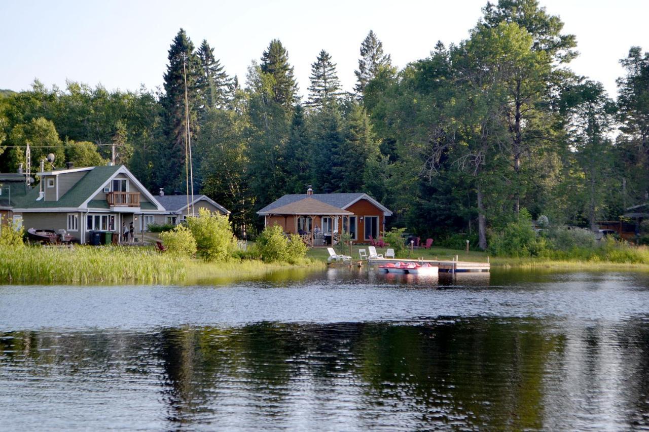 Les 4 Chalets - Le 605 Lac-Saint-Paul Exterior foto